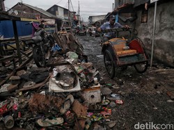 Prediksi Terburuk: Ada Tambahan 3,78 Juta Orang Miskin karena Corona