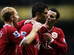 Antara Ryan Giggs, Paul Scholes, dan Cristiano Ronaldo