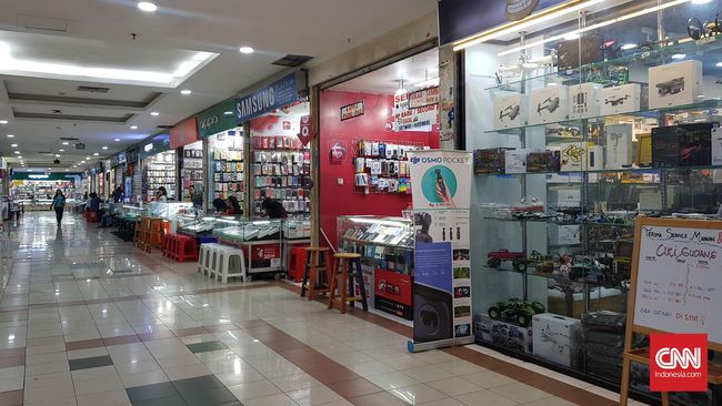 Dilema Pedagang Ponsel Kala Pandemi Covid 19 Melanda