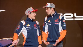 Ayah Lorenzo: Alex Tak Memiliki Bakat Seperti Marc Marquez