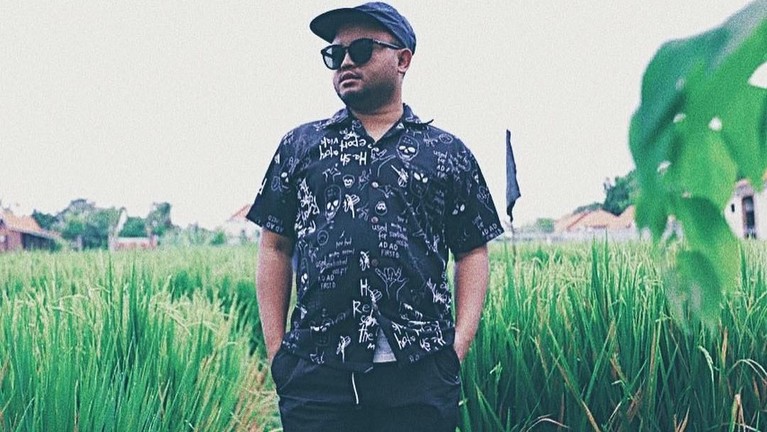 Allan Wangsa meninggal dunia pada Selasa (4/2), berikut 7 potret ceria Allan semasa hidupnya. 