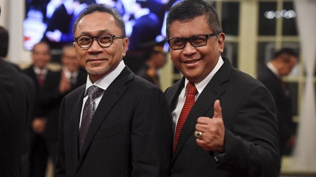 Sekjen PDIP Hasto Kristiyanto merespons sinyal dukungan Partai Amanat Nasional (PAN) ke kadernya Ganjar Pranowo jadi capres di Pilpres 2024.