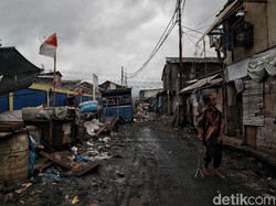 Lockdown Bisa Bikin Orang Miskin Makin Sengsara
