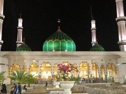 Melihat Indahnya Masjid Madani Pasir Pangaraian Riau