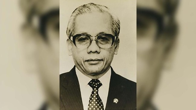 JB Sumarlin semasa menjadi Menteri Keuangan pernah melakukan gebrakan yang membuat ekonomi Indonesia bangkit.