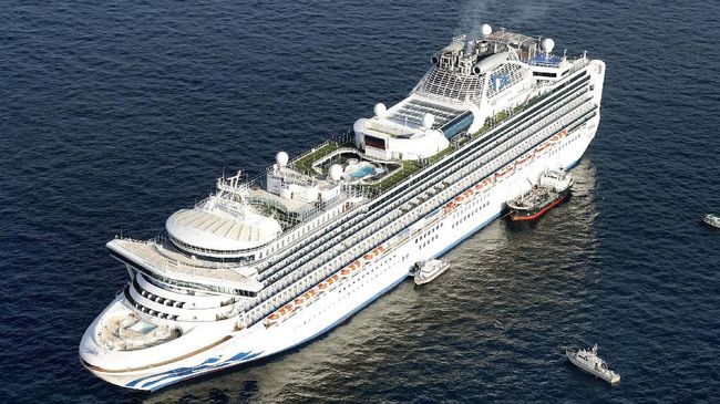 Menkes Jepang Minta Maaf Soal Kelalaian Pemeriksaan Corona Sejumlah penumpang yang keluar dari kapal pesiar Diamond Princess luput diperiksa kondisi kesehatannya terkait wabah virus corona.