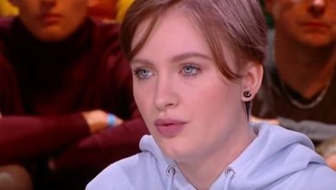 Hina Agama Islam, YouTuber Prancis Ini Ngumpet dan Berhenti Sekolah
