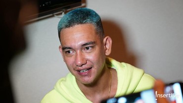 img-title Penjelasan Adipati Dolken Terkait Hubungannya dengan Canti Tachril