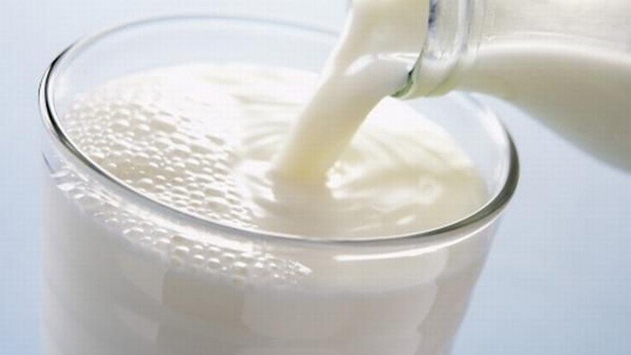 Tips Merawat Kecantikan Kulit dengan Susu