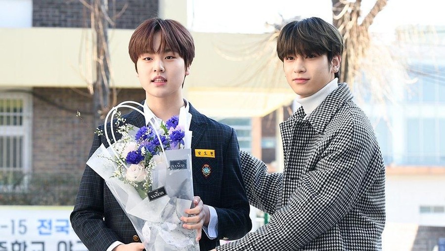 Begini aksi lucu Hangyul dan Dohyun eks X1 menjajal joget hits Tik Tok.