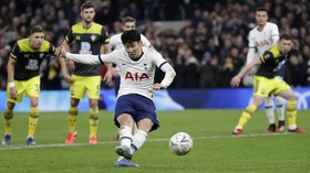 FOTO: Tottenham Rebut Tiket 16 Besar Piala FA