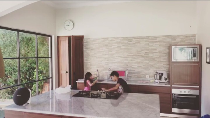 Foto Rumah Artis Nana Mirdad Di Bali Mewah Dan Dilengkapi Kolam Renang Foto 3