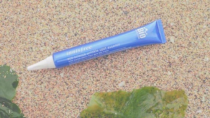 Review: Innisfree Eco Science Wrinkle Spot Essence