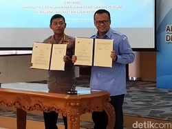 Video Kapolri Teken MoU dengan KKP Jamin Keamanan di Laut RI