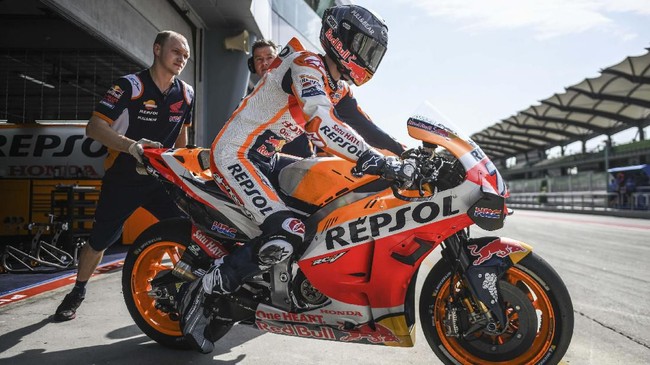 Alex Marquez memberikan pujian kepada Joan Mir dan juga menyoroti performa tidak konsisten pembalap Yamaha di MotoGP 2020.