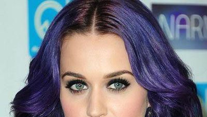 10 Dark Lipstick Terbaik
