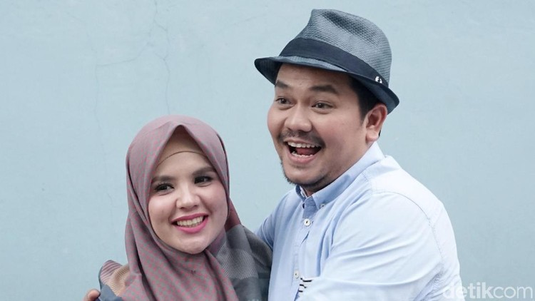 Indra Bekti dan Aldilla Jelita saat ditemui di Trans TV.