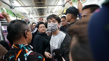 img-title Eksklusif! Penjelasan Iqbaal Ramadhan soal Abaikan Wartawan di KRL