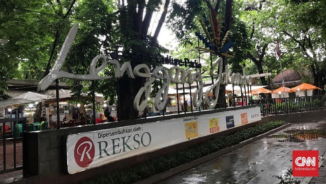 Pemprov DKI menyebut kabar pemindahan pedagang Lenggang Jakarta, Monas, ke Gambir belum final, terlebih lokasinya sempit.