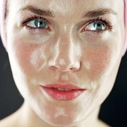 Tips Makeup untuk Pemilik Kulit Berminyak