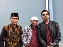 Lirik Lagu Munaroh - Trio Ubur Ubur