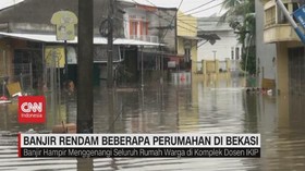 VIDEO: Banjir Rendam Beberapa Perumahan di Bekasi