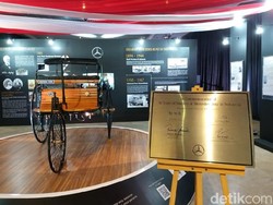 Spesifikasi Mobil Pertama di Dunia: Mesin 954 Cc, Tenaga 1/10 Vario