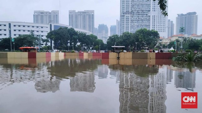 PUPR menyebut underpass Kemayoran memang tak punya rancangan drainase yang baik, maka sebuah pompa akan dibangun mencegah area itu banjir lagi.