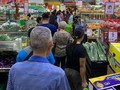 Aksi Borong Sembako, Cuma Efek Kejut Virus Corona di RI