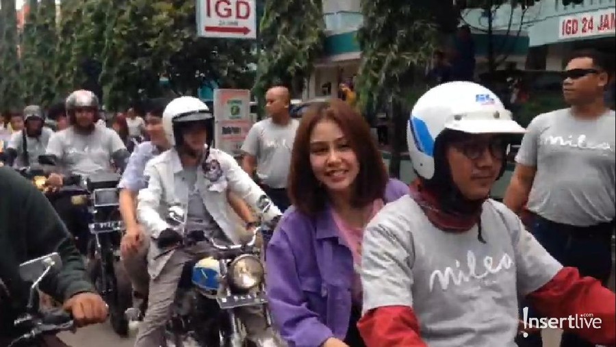 Para pemain Milea: Suara dari Dilan menggelar parade di Bekasi, Jakarta, hingga Depok dalam rangka promosi jelang perilisan filmnya pada 13 Februari mendatang.