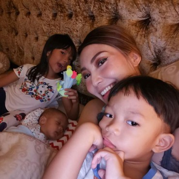 Anak Ultah ke-3, Ayu Dewi & Suami Hadiahkan Taman Senilai Ratusan Juta