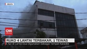 VIDEO: Ruko 4 Lantai di Jatinegara Terbakar, 1 Orang Tewas