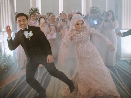 Viral Pengantin Dance BTS, Bianca Rayu Suami Latihan 2 Minggu Sebelum Nikah