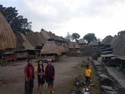 Potret Kampung Purba di Flores