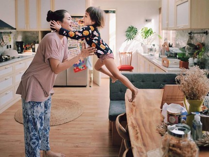 Foto Rumah Artis Ringgo & Sabai Morscheck, Minimalis dengan Gaya Vintage