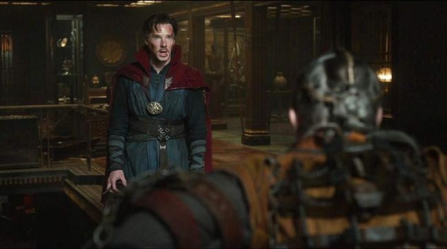 Michael Waldron yang menulis naskah serial Loki disebut bergabung dengan tim Doctor Strange in the Multiverse of Madness.