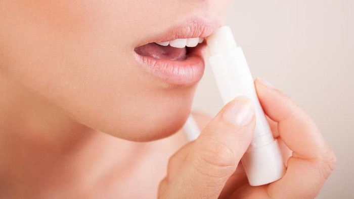 5 Produk Perawatan Bibir Kering