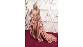 FOTO: 8 Selebriti Berbusana Terbaik di Oscar 2020 Sparkling, diamond, kekuatan, dan feminis menjadi benang merah yang diambil selebriti berbusana terbaik di karpet merah Oscar 2020.