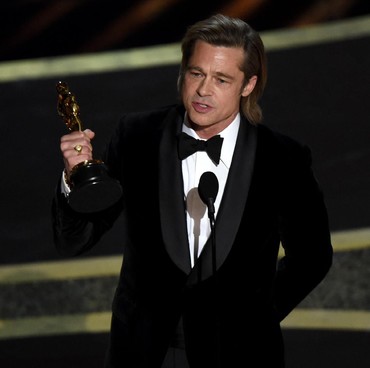 Brad Pitt Raih Piala Aktor Pendukung Terbaik Oscar 2020