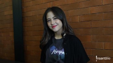img-title Penyataan Zara soal Video Bareng Pacar hingga YouTuber Inggris Mualaf