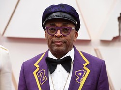 Hadir di Oscar 2020, Sutradara Spike Lee Kenakan Tuksedo Kobe Bryant