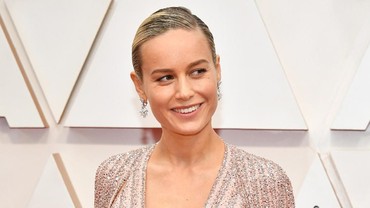 img-title Bintang Captain Marvel Jadi YouTuber dan Ngaku Introvert