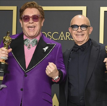 Menang Best Original Song di Oscar, Elton John Nyaris Raih EGOT
