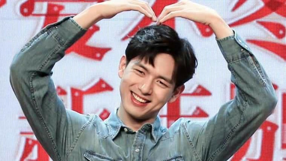 5 aktor asal China ini memiliki wajah yang antagonis&comma; namun senyumannya bikin meleleh&period; Penasaran&quest;