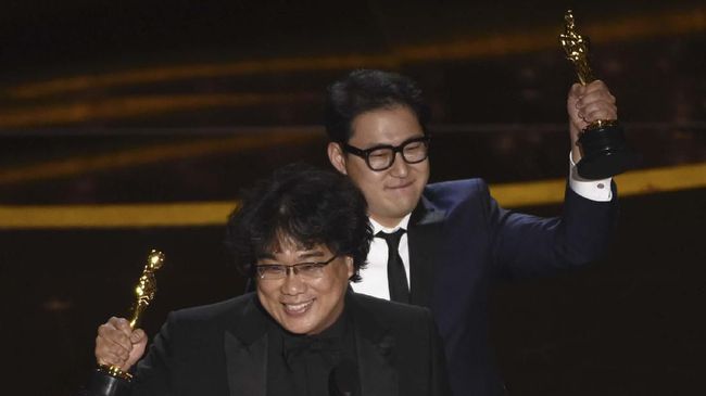 Sutradara Bong Joon-ho mengungkapkan beberapa hal mendasar dalam film peraih Oscar, Parasite terinspirasi dari pengalaman hidupnya sendiri.