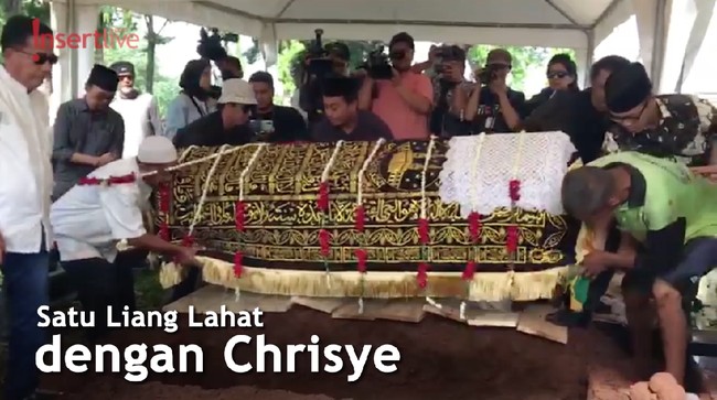Prosesi Pemakaman Yanti Noor, Istri Mendiang Chrisye