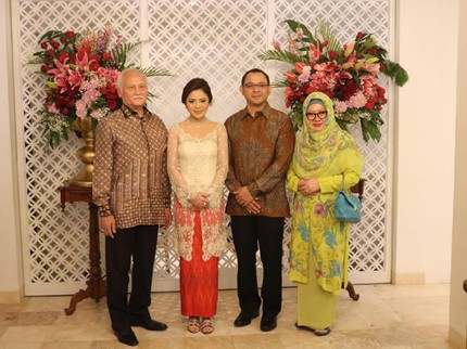 Cinta Cucu Soeharto dan Pramugari Tajir Bersemi di Singapura, Sempat LDR