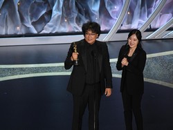 Best International Feature Film jadi Oscar Kedua untuk Parasite