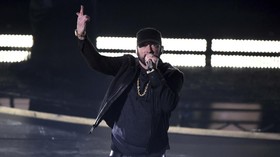 Terinspirasi Lagu, Eminem Buka Restoran Mom's Spaghetti