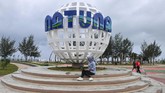 FOTO: Wisata di Natuna Sepeninggal Virus Corona Kepulauan Natuna kembali bergairan usai raturan orang yang diobservasi atas virus corona kini sudah dipulangkan.